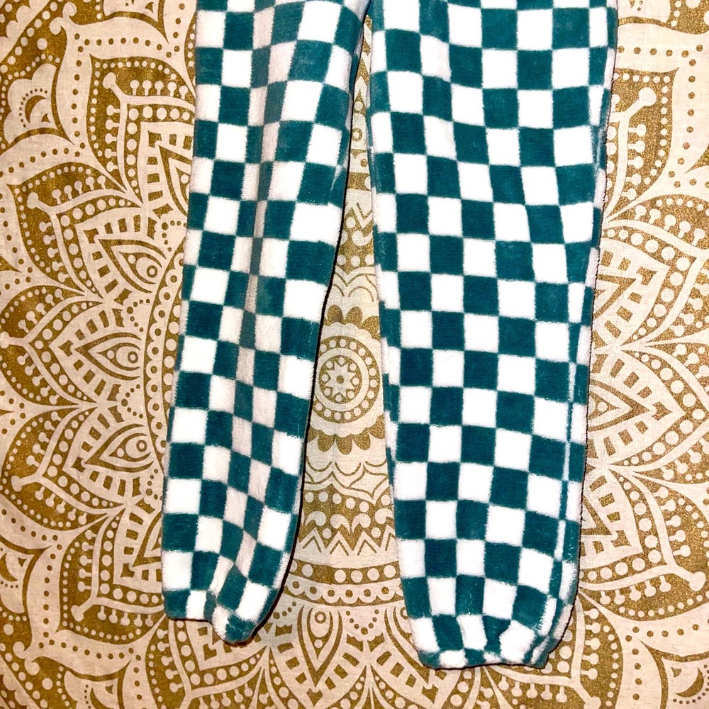 2-PIECES IN THIS SET, GIRLS GREEN & WHITE MATCHING HOODIE & PANTS, SIZE 7 - Picture 5 of 8